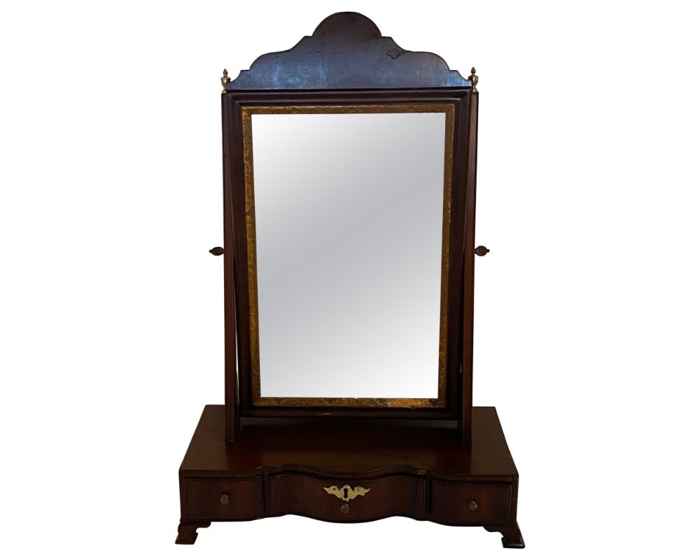 Queen Anne Dressing Glass with Pivoting Looking Glass, English, 18th Century