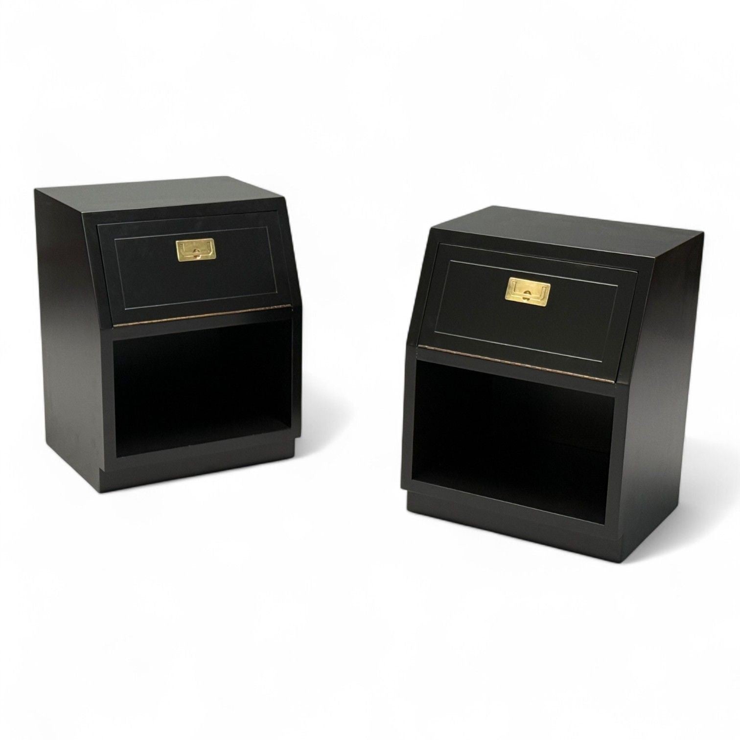Henredon, Mid-Century Modern, Black Lacquer, Campaign Nightstands, 1960s