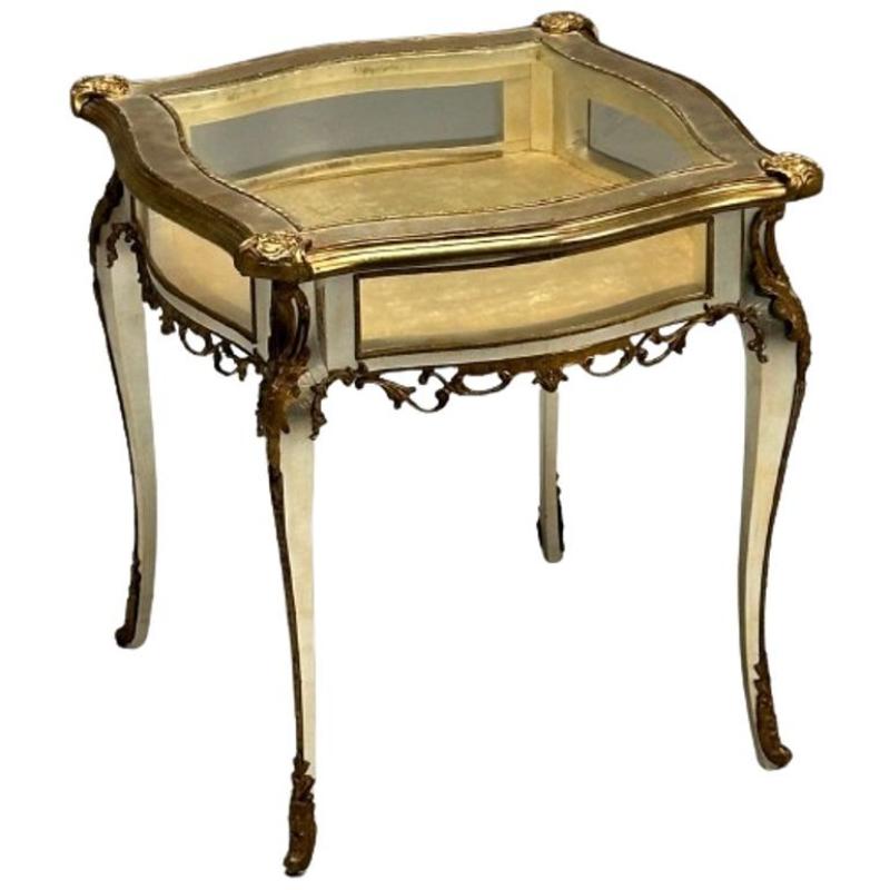 Louis XV, Jewelry Showcase, Vitrine Table, Walnut, Bronze, Gilt, 1920s