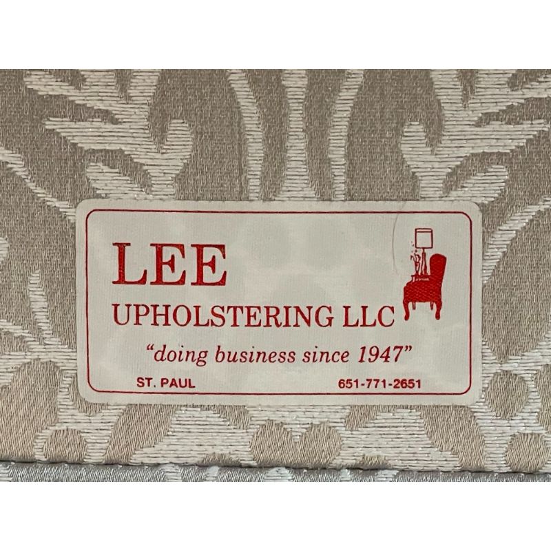 Small Louis XV Mahogany Carved Settee / Sofa, Floral Silk Upholstery