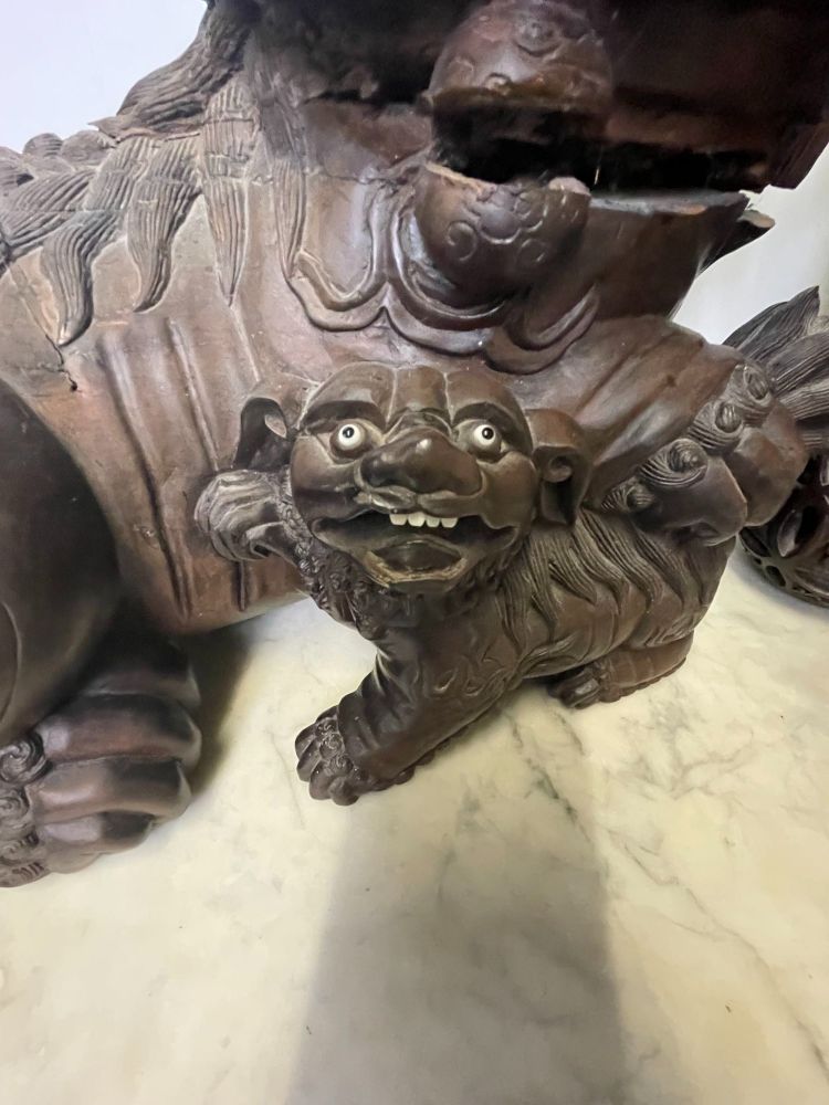 Pair of 18th/19th Century Solid Teak Foo Dogs, Opposing, Statuary