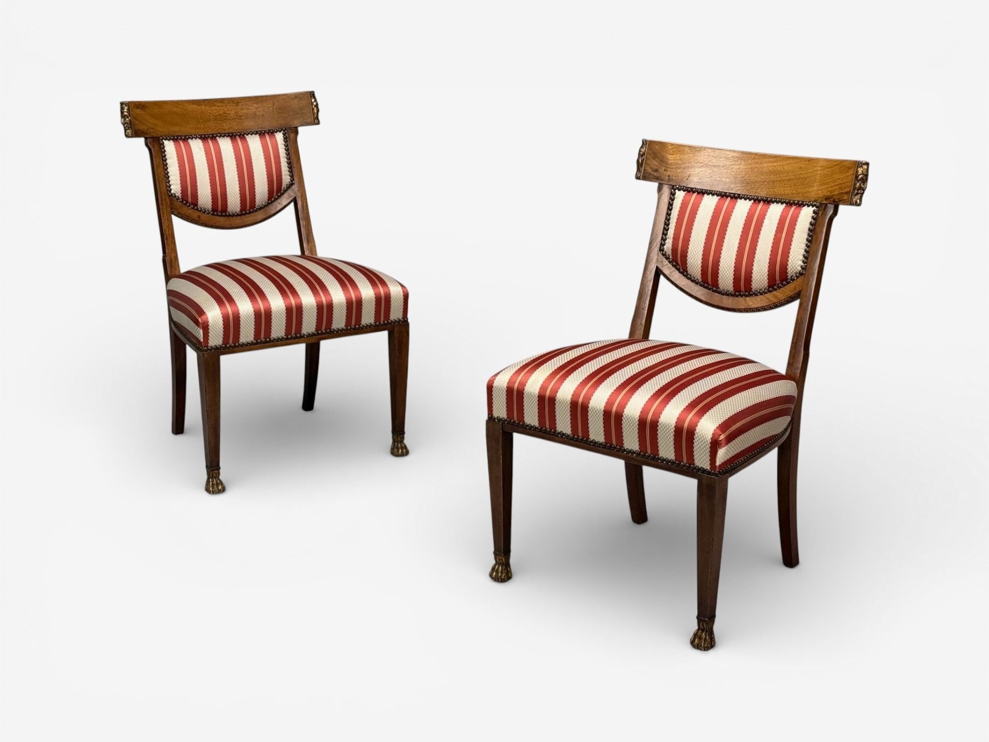 Neoclassical Style, Occasional Chairs, Carved Wood, Silk, England, 19th c.
