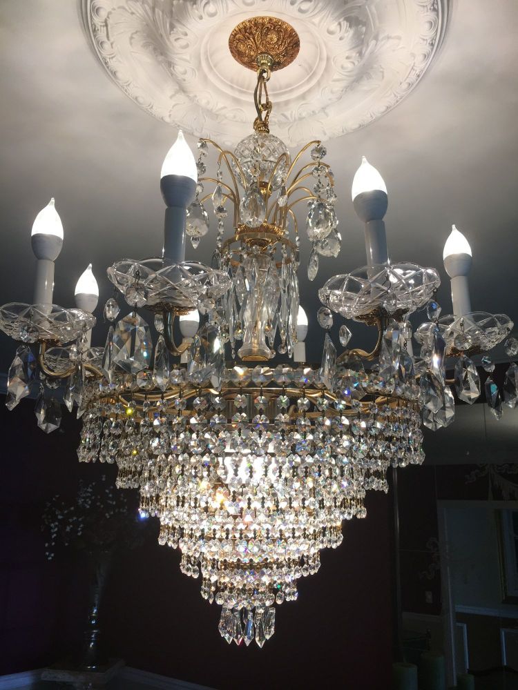 Neoclassical Style Possible Swarovski Twelve-Light Tiered Chandelier