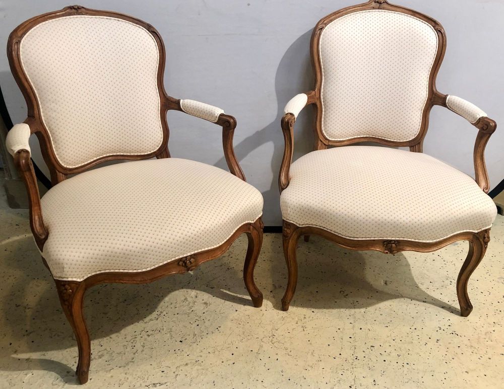 18th Century Pair of Beechwood Fauteuils or Armchairs with Provenance