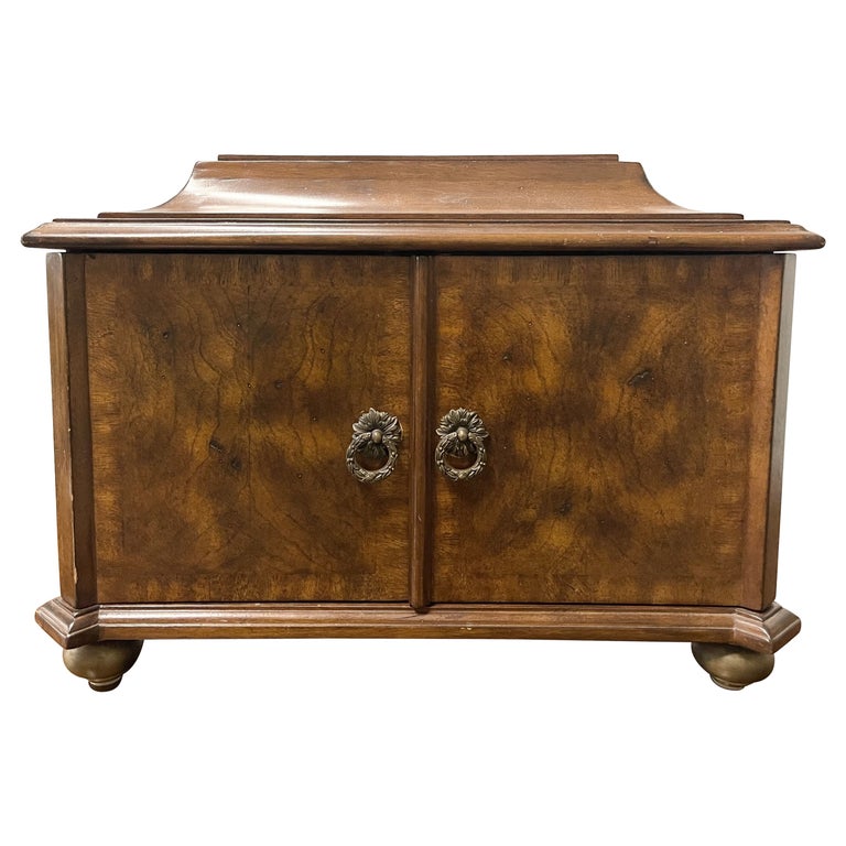 Maitland Smith Jewelry Box, Casket Box, Inlaid, Banded. Keepsake Box.