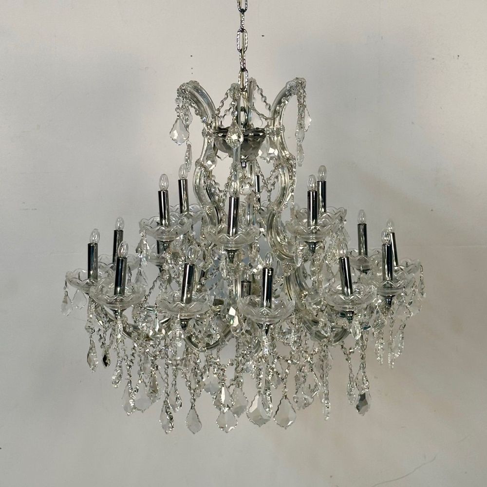 Venetian Style Crystal Chandelier, 19 Light