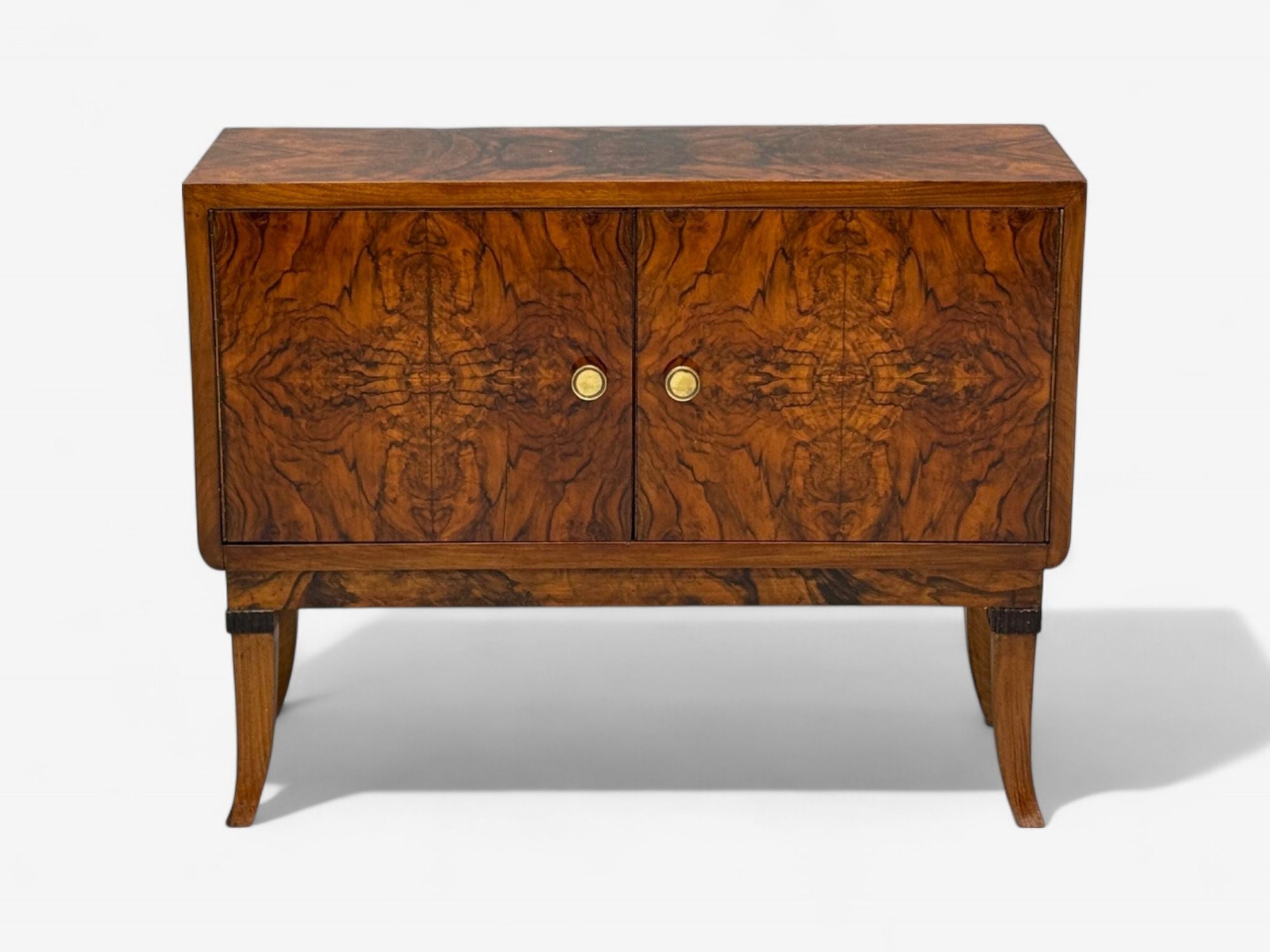 Emilio Lancia attr., Italian Modern, Walnut Root, Brass, Commode, Italy, 1930s