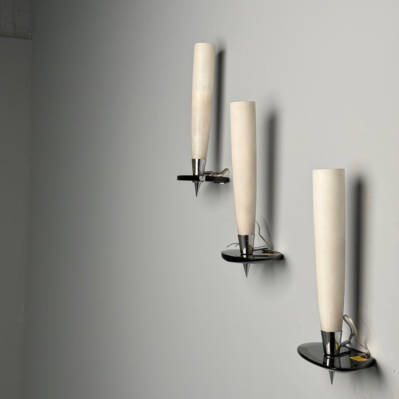 Fontana Arte Attr., Italian Mid-Century Modern, Wall Sconces, Chrome, Glass