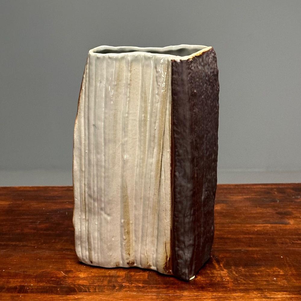 Carl-Harry Stålhane, Swedish Mid-Century Modern, Ceramic Stoneware, Vase, 1970s