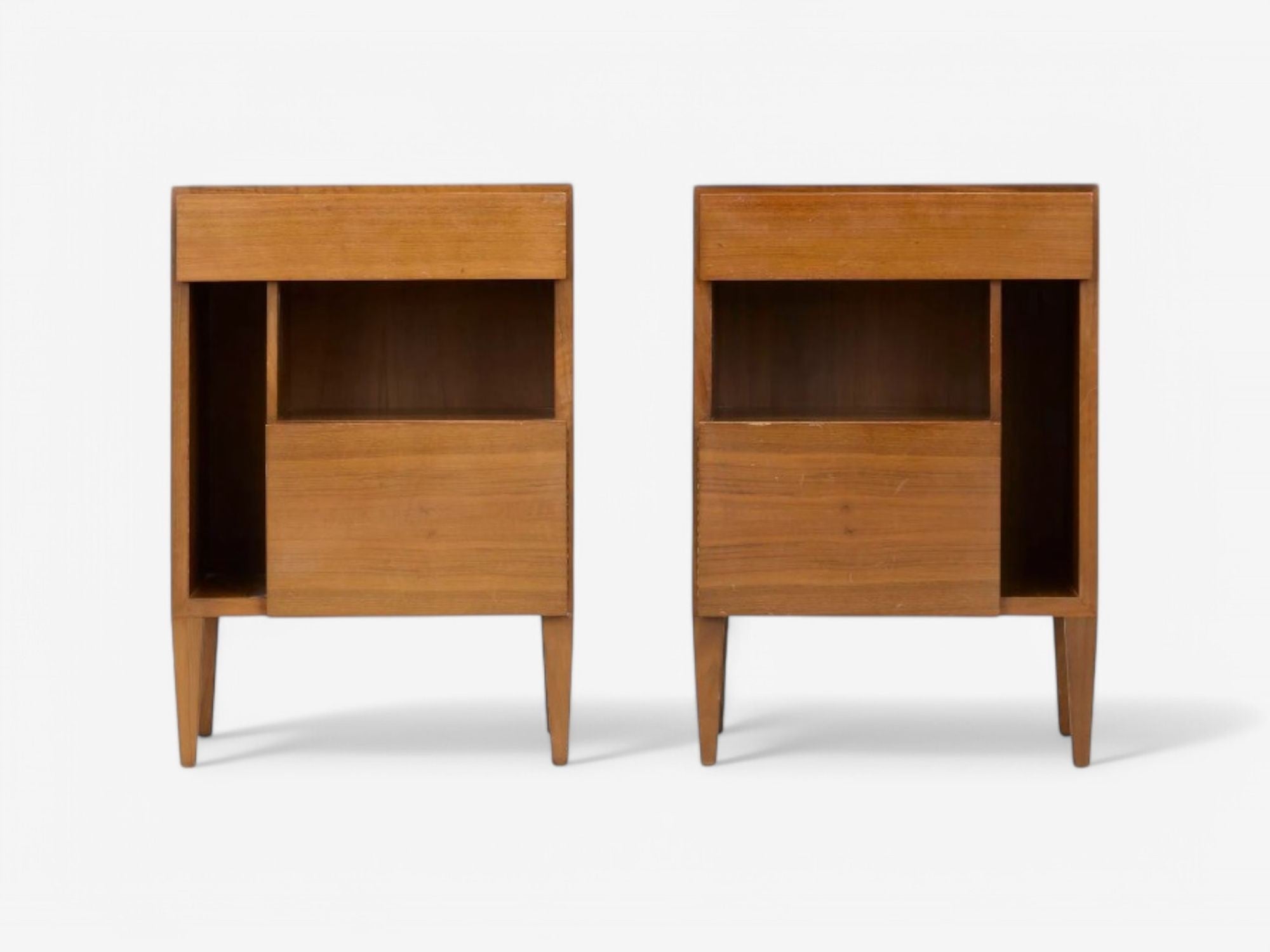 Gio Ponti, Singer & Sons, Mid-Century Modern, Rare Sculptural Nightstands, 1950s