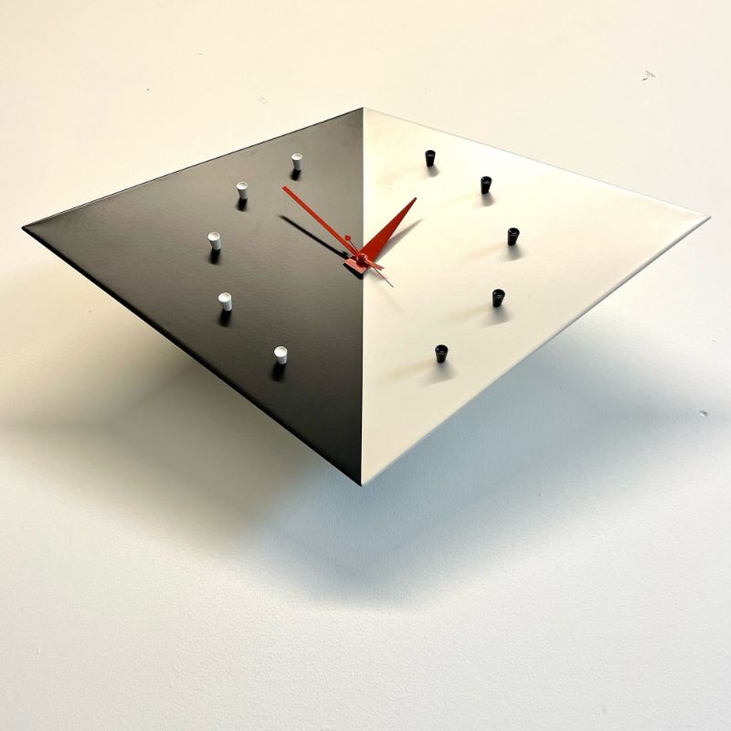 Mid-Century Modern Kite Wall Clock by George Nelson, Howard Miller, Vitra Label
