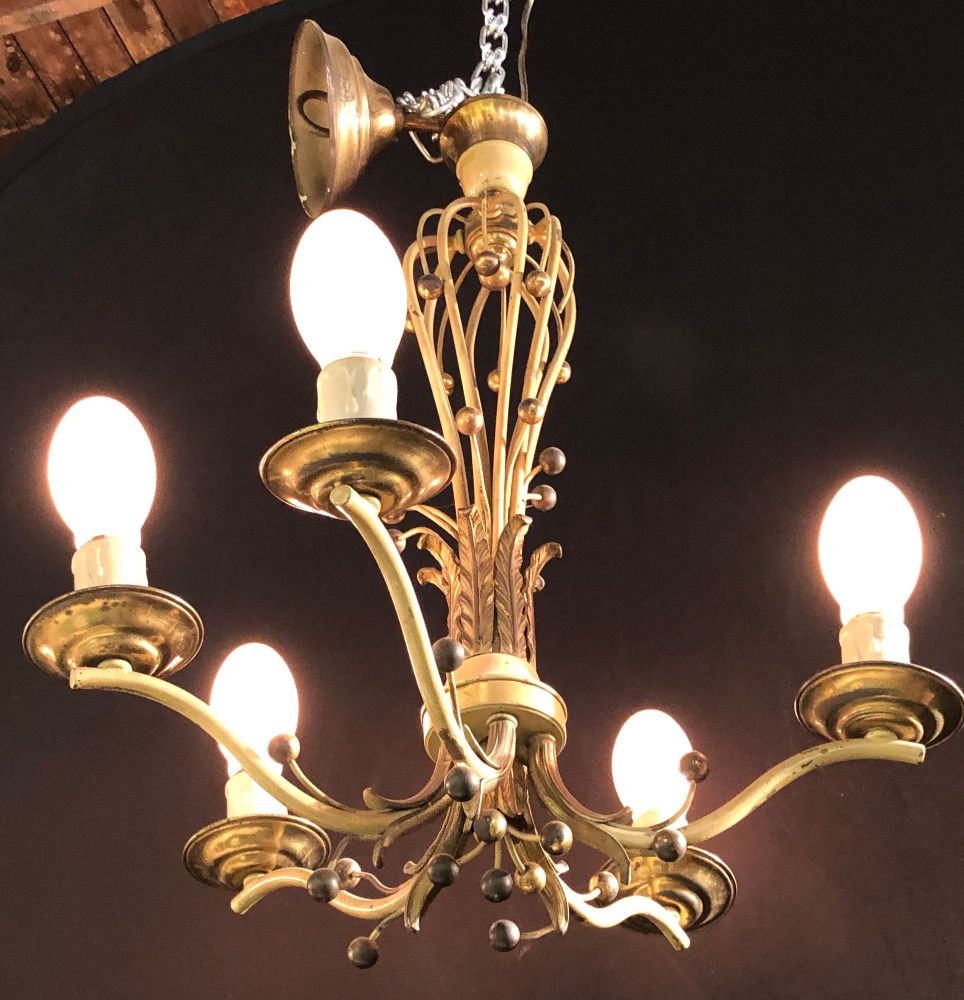 Hollywood Regency Balloon Shaped Chandelier, Metal Paint Decorated with 5 Arms