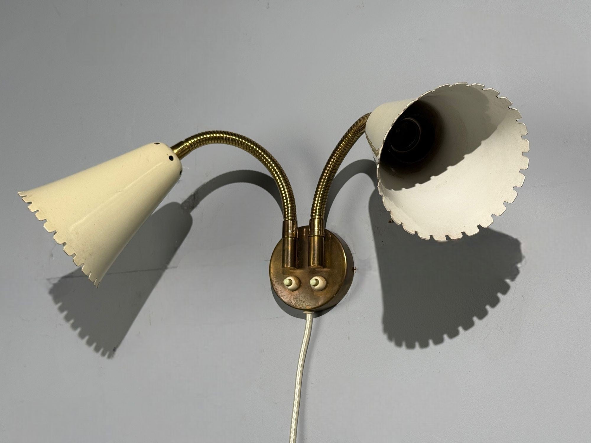 Arvid Böhlmarks, Adjustable Wall Light, Brass, Lacquered Metal, Sweden, 1940s