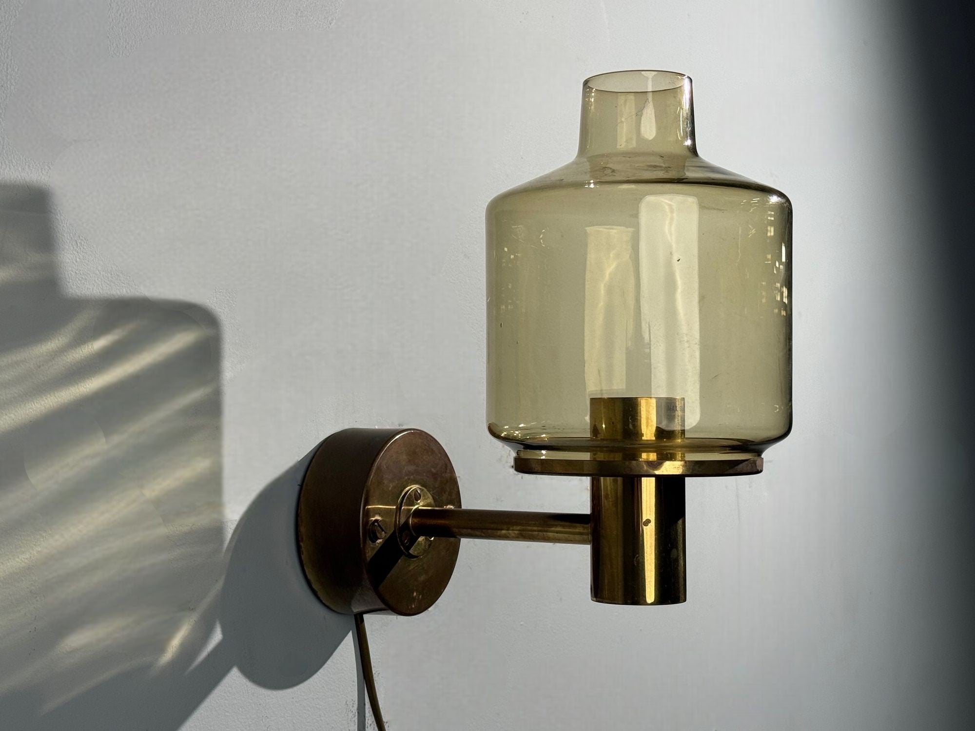 Hans-Agne Jakobsson, Wall Light, Brass, Glass, Sweden, 1960s