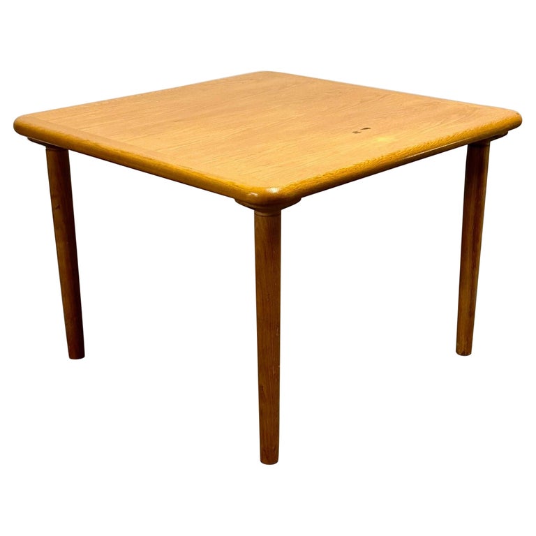 Knoll American Mid-Century Modern Square Card, Game / Breakfast Table, American