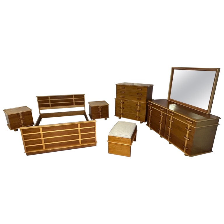 Rare Mid-Century Modern Paul Frankl for John Stuart 'Station Wagon' Bedroom Set