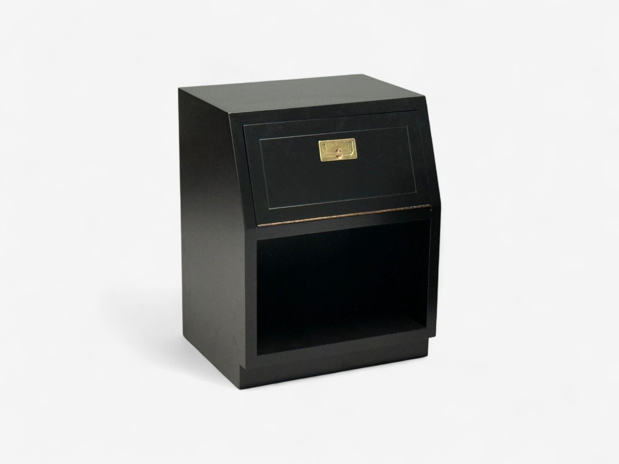 Henredon, Mid-Century Modern, Black Lacquer, Campaign Nightstands, 1960s