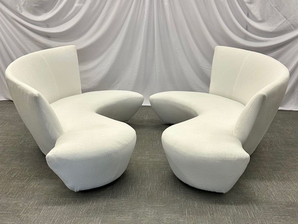 Pair of Mid-Century Modern Organic Vladimir Kagan Bilbao Sofas, White Boucle