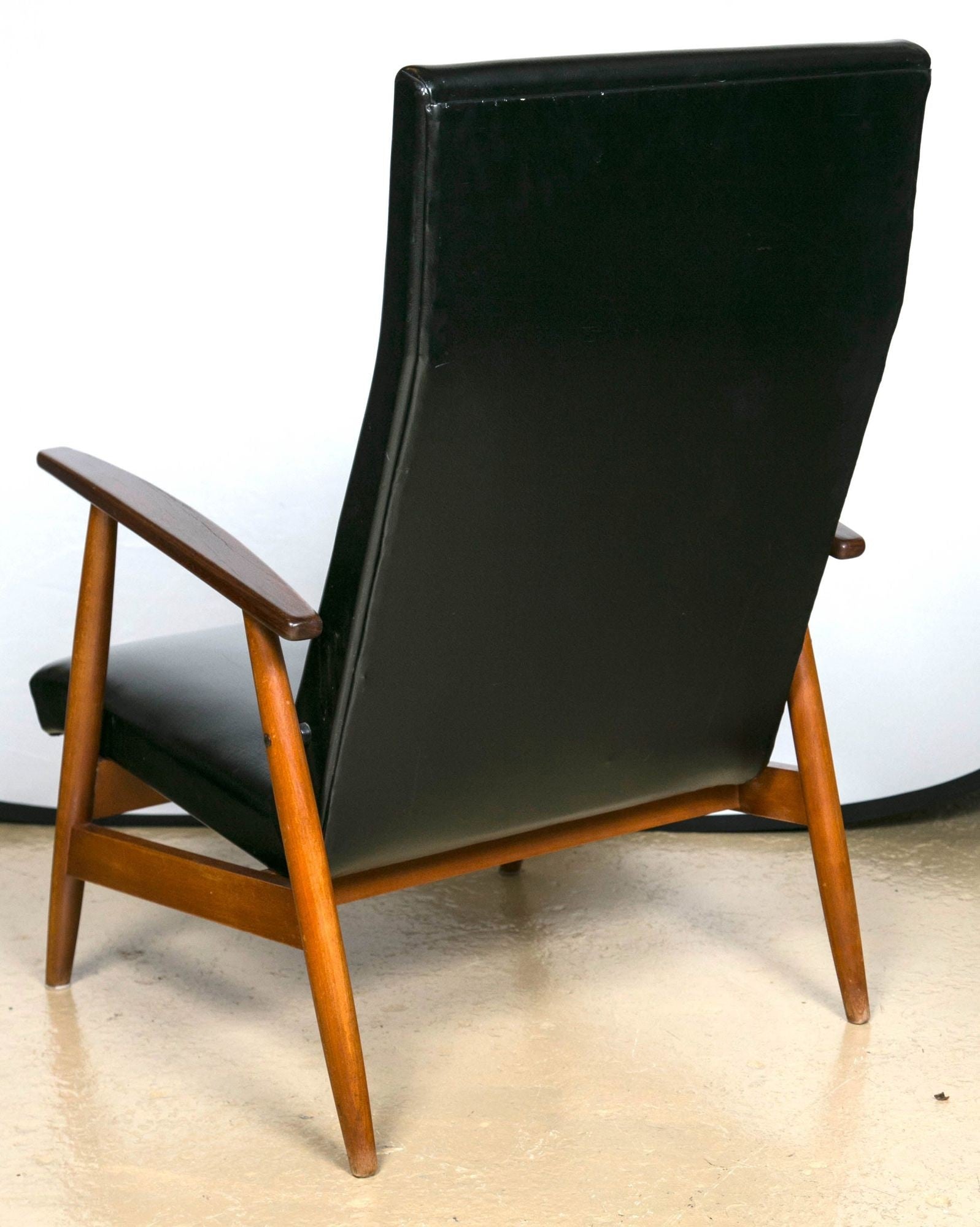 Pair of Mid Century Modern Scandinavian Teak and Black Lounge Chairs