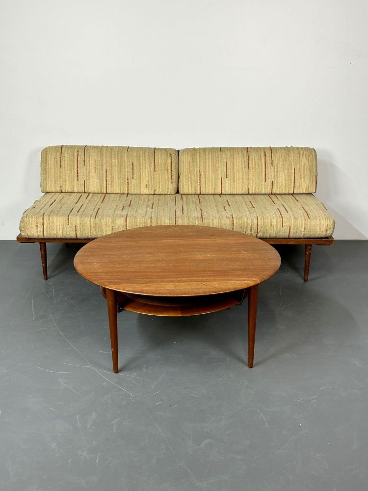 Mid-Century Modern Peter Hvidt & Orla Molgaard Sofa / Daybed, Danish 1960s