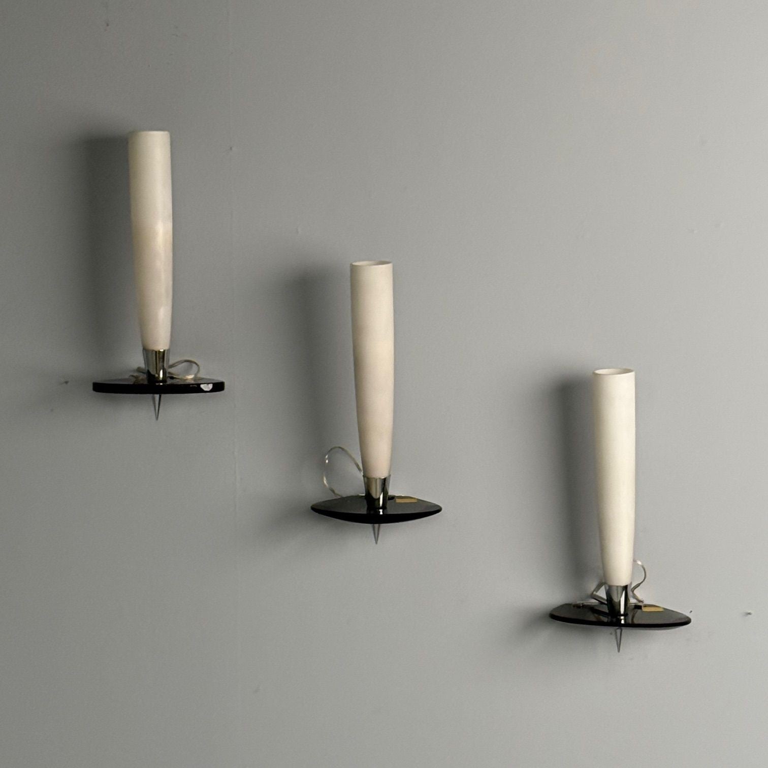 Fontana Arte Attr., Italian Mid-Century Modern, Wall Sconces, Chrome, Glass