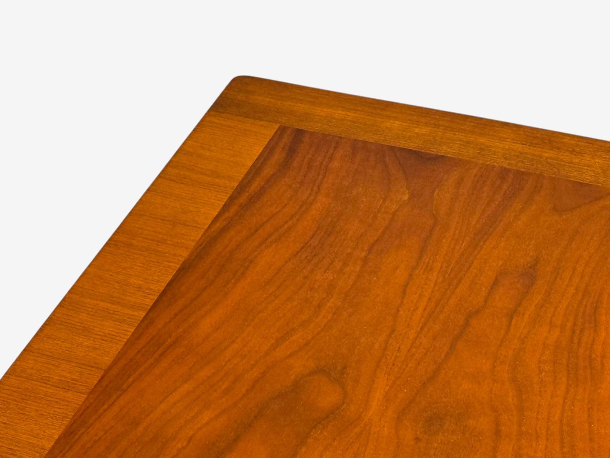 T.H. Robsjohn-Gibbings, American Modern, Walnut, Side Table, USA, 1960s