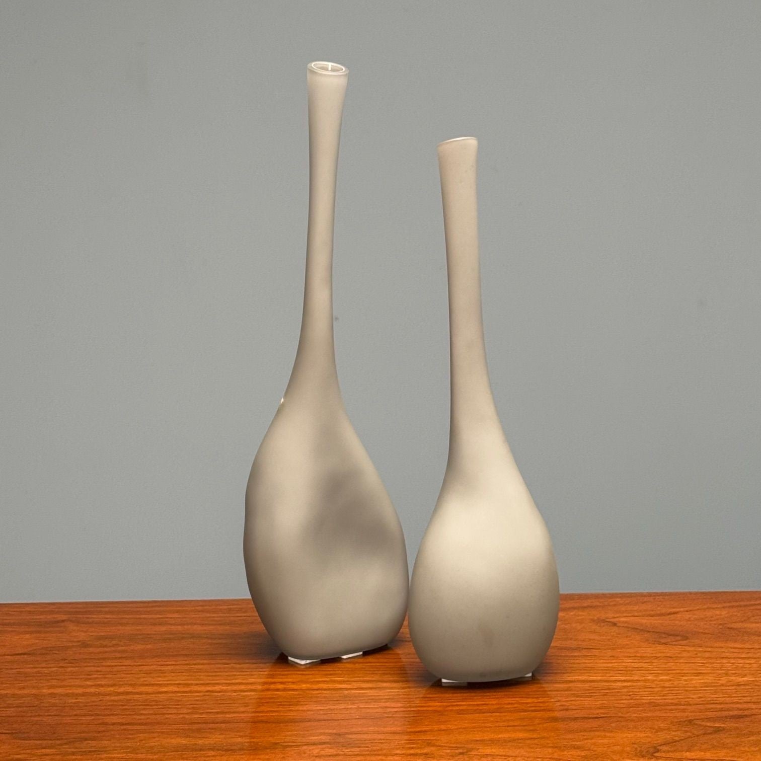 Alfredo Barbini, Italian Mid-Century Modern, Vases, Grey Glass, Italy, 1970s