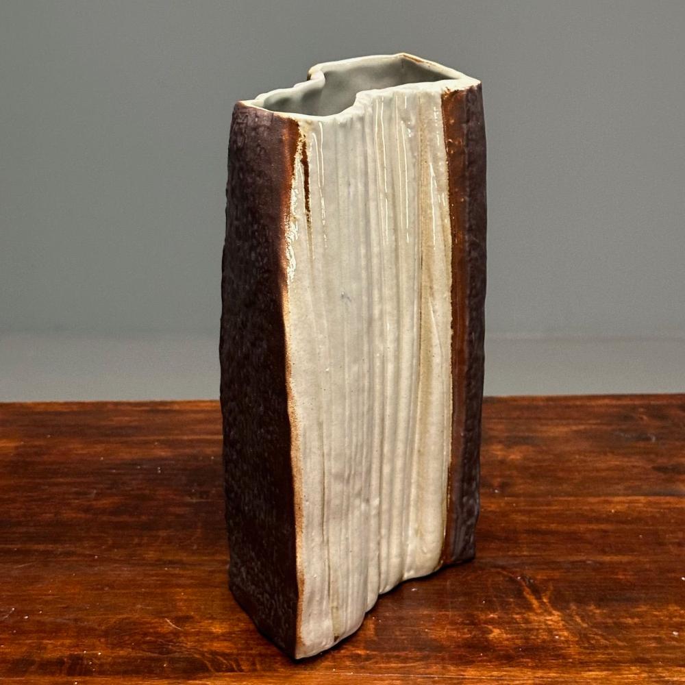 Carl-Harry Stålhane, Swedish Mid-Century Modern, Ceramic Stoneware, Vase, 1970s