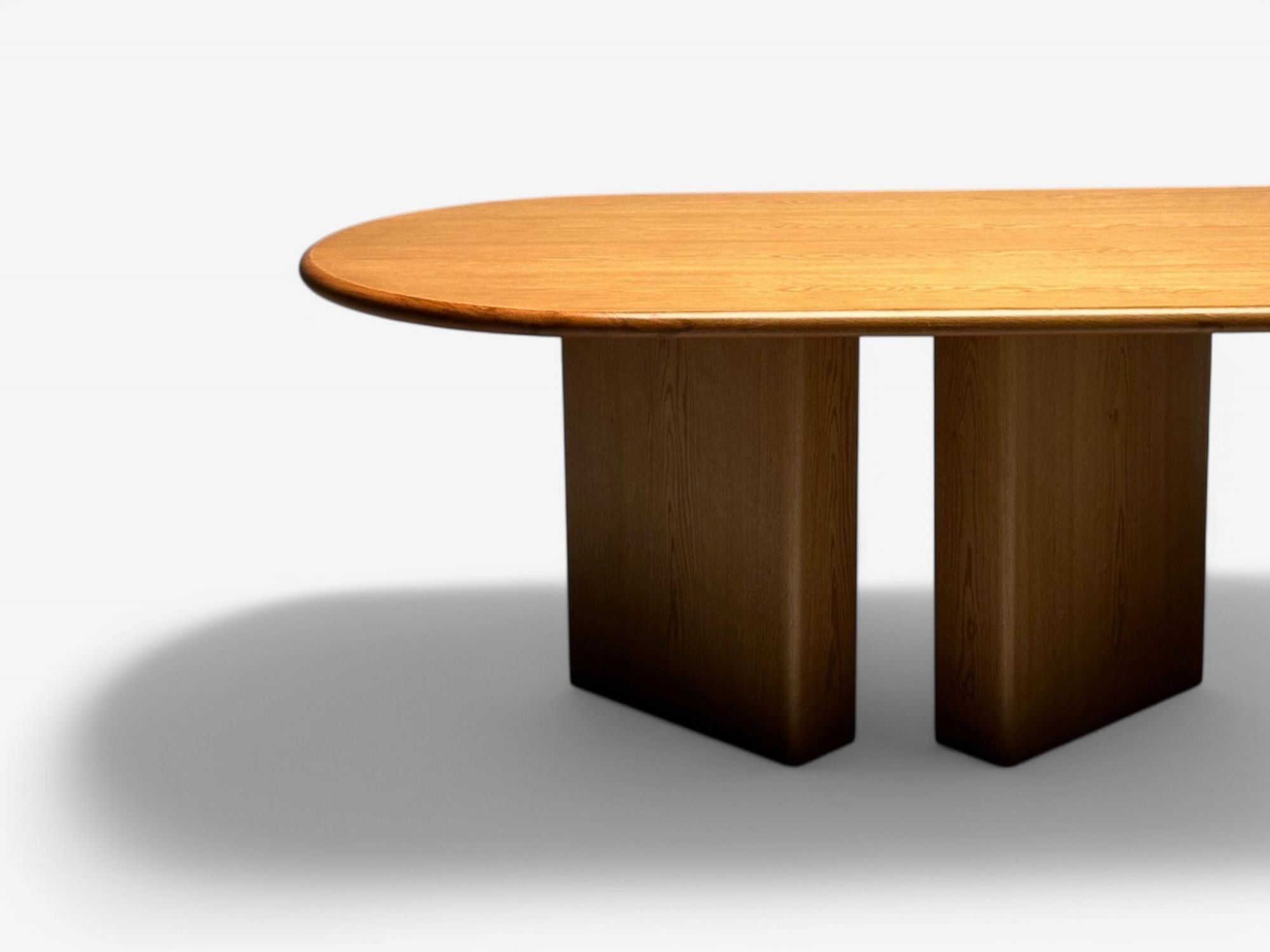 Organic Modern, Solid Oak, Handcrafted Pedestal Oval Dining Table, 21st C.