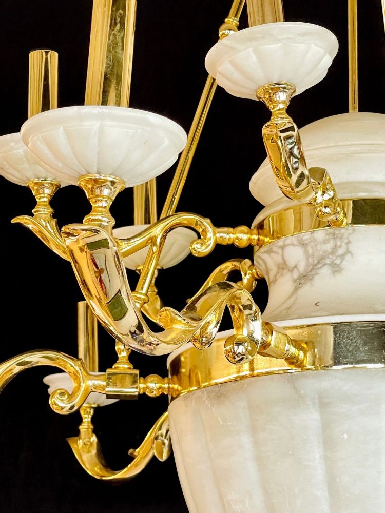 Hollywood Regency Style Alabaster Chandelier Having 12 Lights