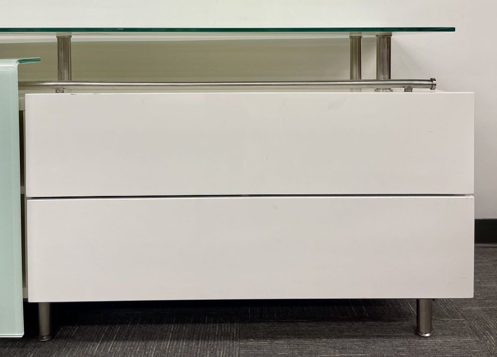 Mid Century Modern White Lacquered and Glass Console, Dresser or Sideboard