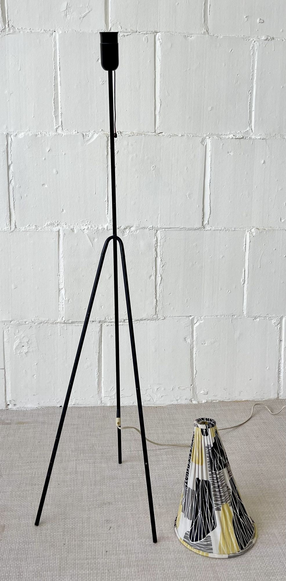 Hans Bergstrom, Lyktan, Mid-Century Modern, Swedish Giraffe Floor Lamp