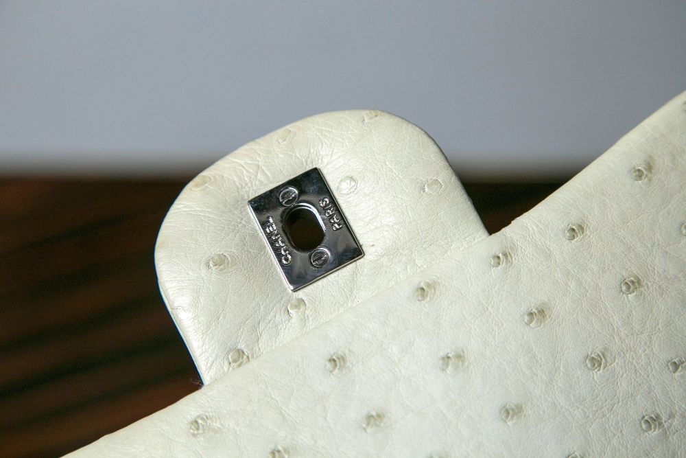 Chanel Handbag, Pocketbook, Beige Ostrich Jumbo Classic-Pristine Purse