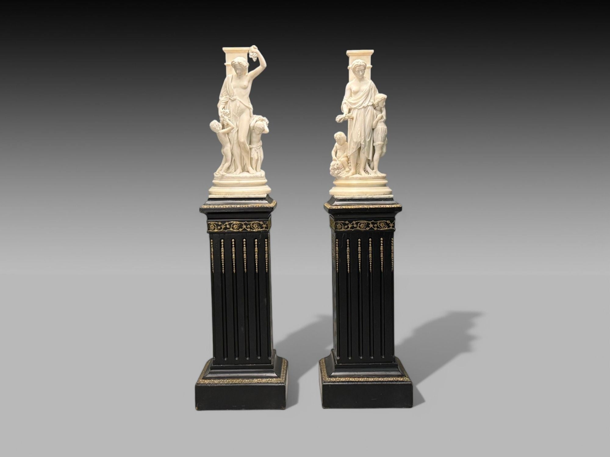 Neoclassical, Mother and Children, Marble Sculptures, Italy, 1920s