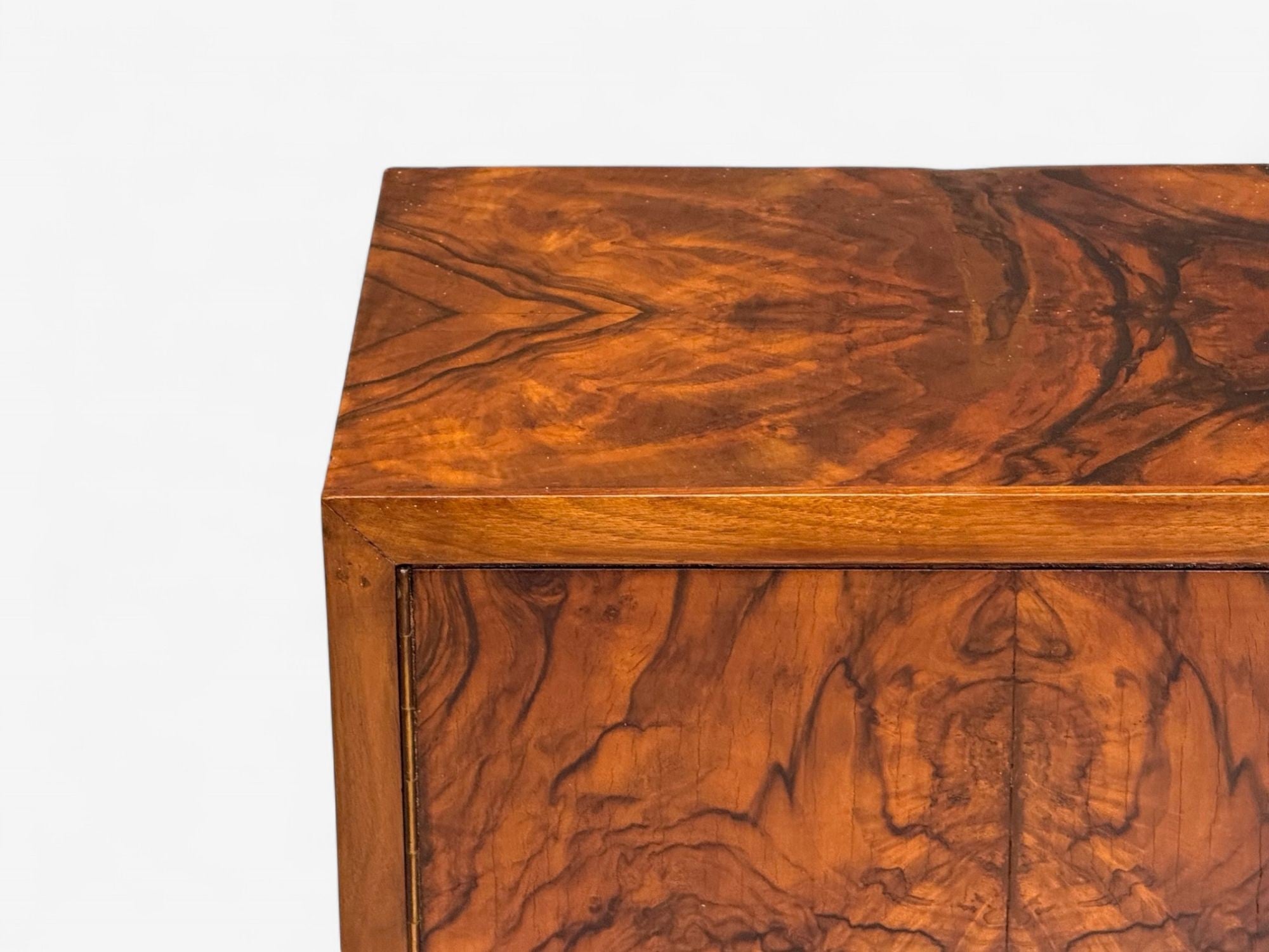 Emilio Lancia attr., Italian Modern, Walnut Root, Brass, Commode, Italy, 1930s