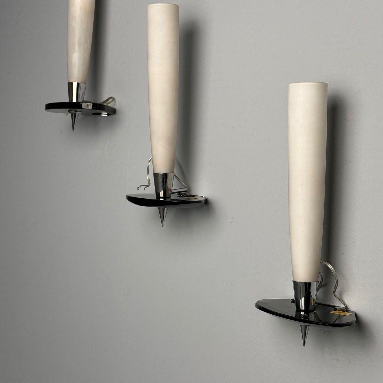 Fontana Arte Attr., Italian Mid-Century Modern, Wall Sconces, Chrome, Glass