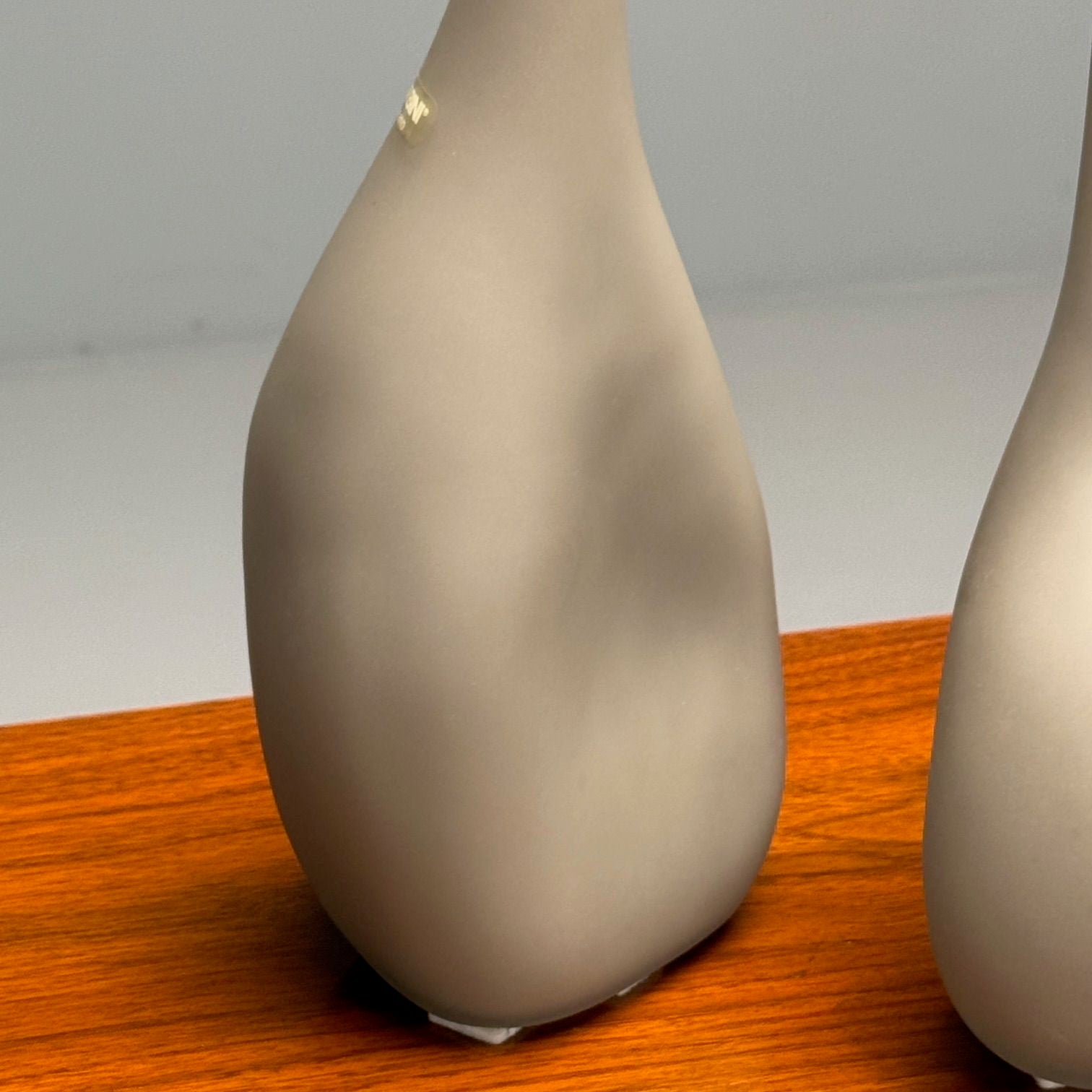 Alfredo Barbini, Italian Mid-Century Modern, Vases, Grey Glass, Italy, 1970s