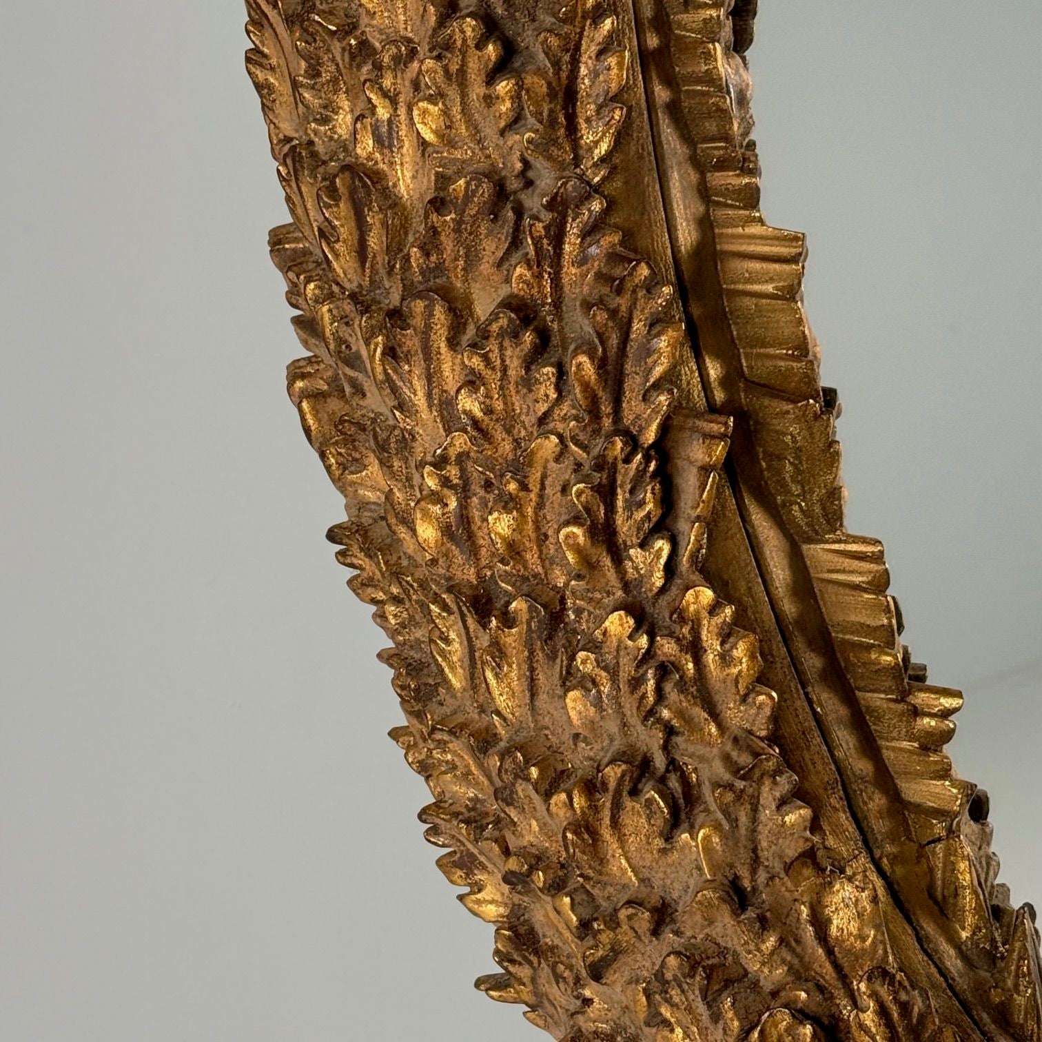 Hollywood Regency, Large Oval Wall Mirrors, Carved Giltwood, Leaf Motif, 21st C.