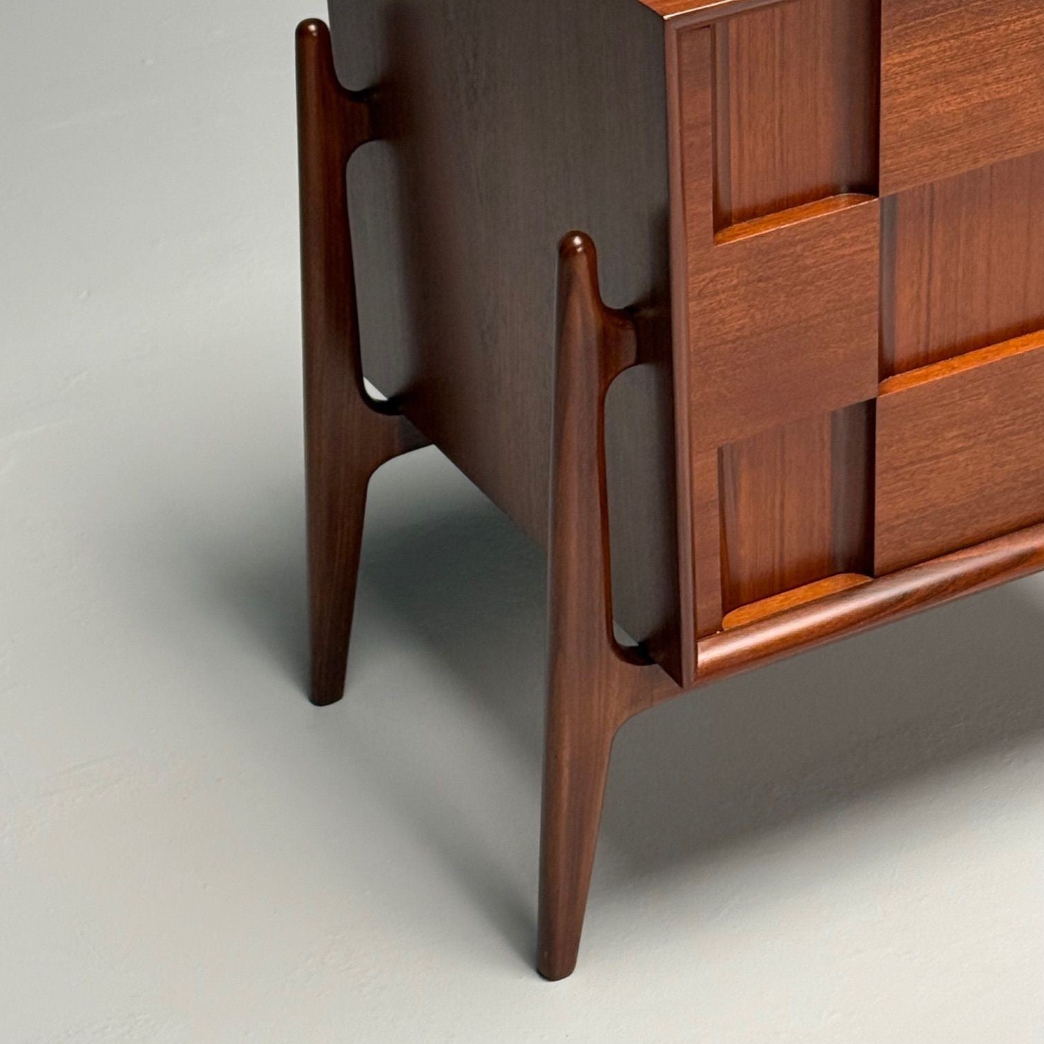 Jorgen Clausen, Danish Mid-Century Modern, Sculptural Nightstands, Teak, 1960s
