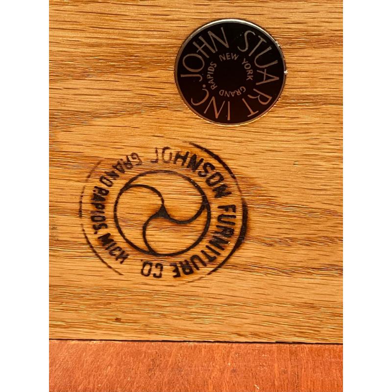 Paul Frankl, John Stuart, Mid-Century Modern, Dresser, Walnut, Brass, USA, 1950s