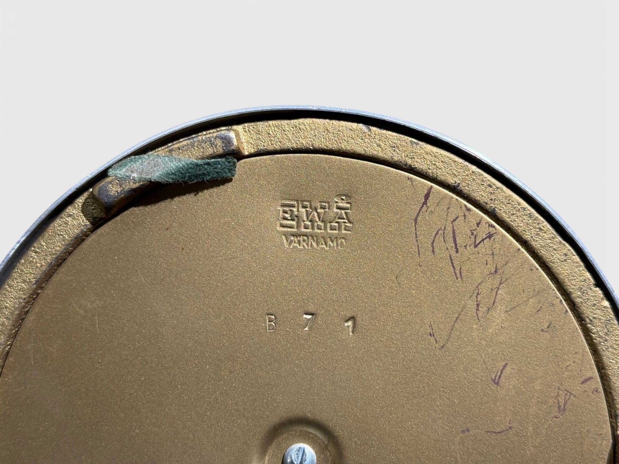 Ewå Värnamo, Adjustable Desk Lamp, Brass, Metal, Sweden, 1980s