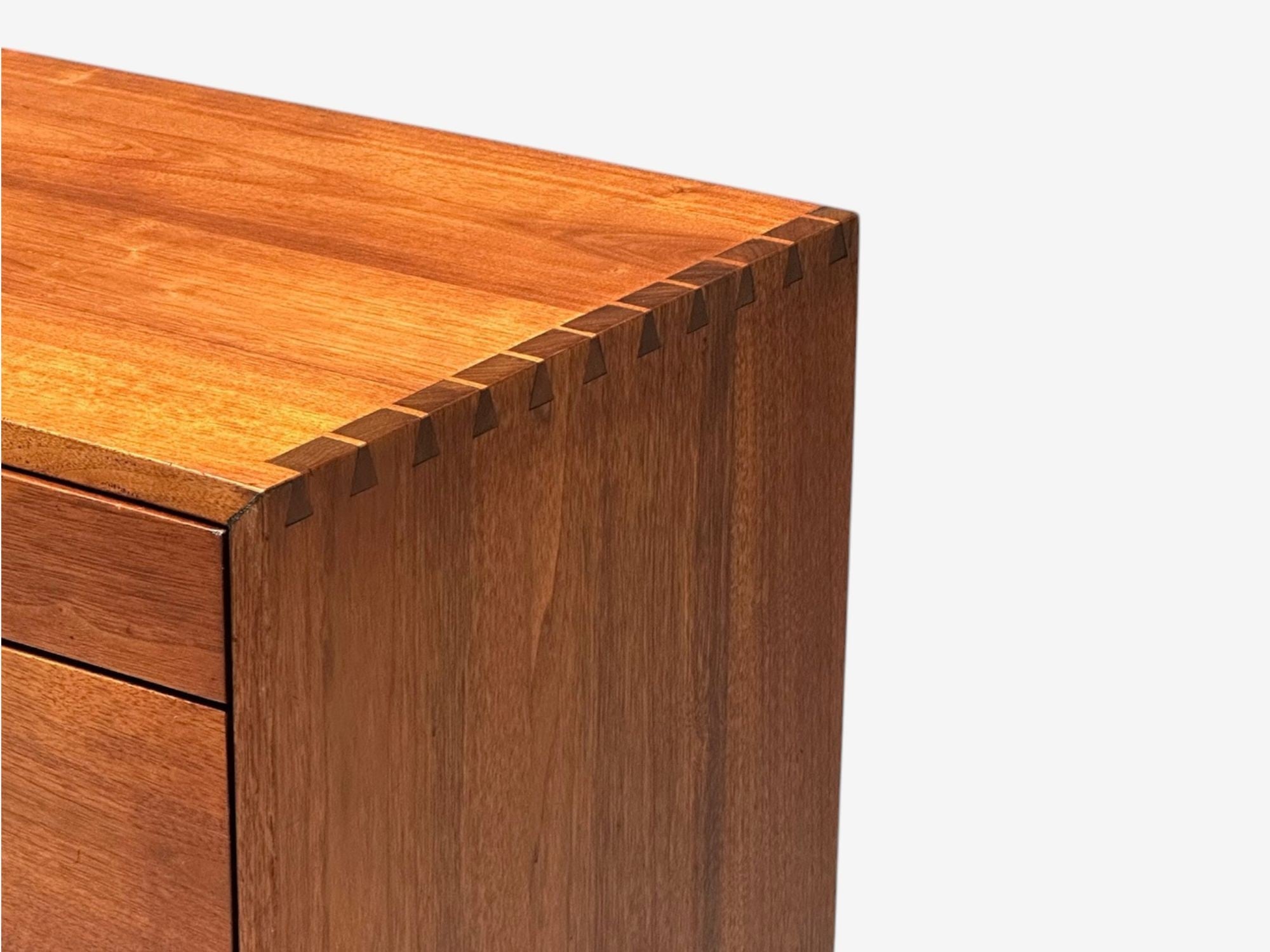 George Nakashima, Mid-Century Modern, American Walnut, Rare Dresser, USA, 1953