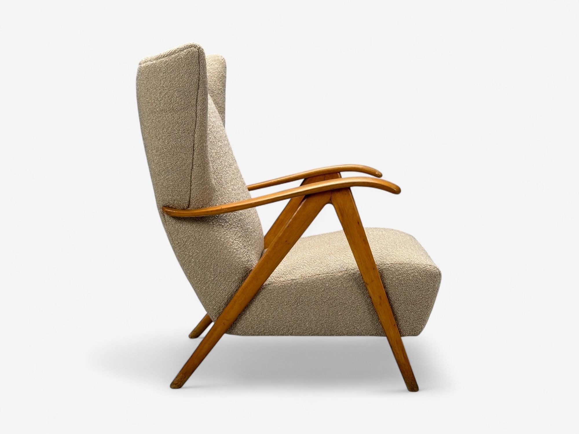 Italian Modern, Beige Boucle, Wood, Sculptural Lounge Chairs, Italy, 1960s