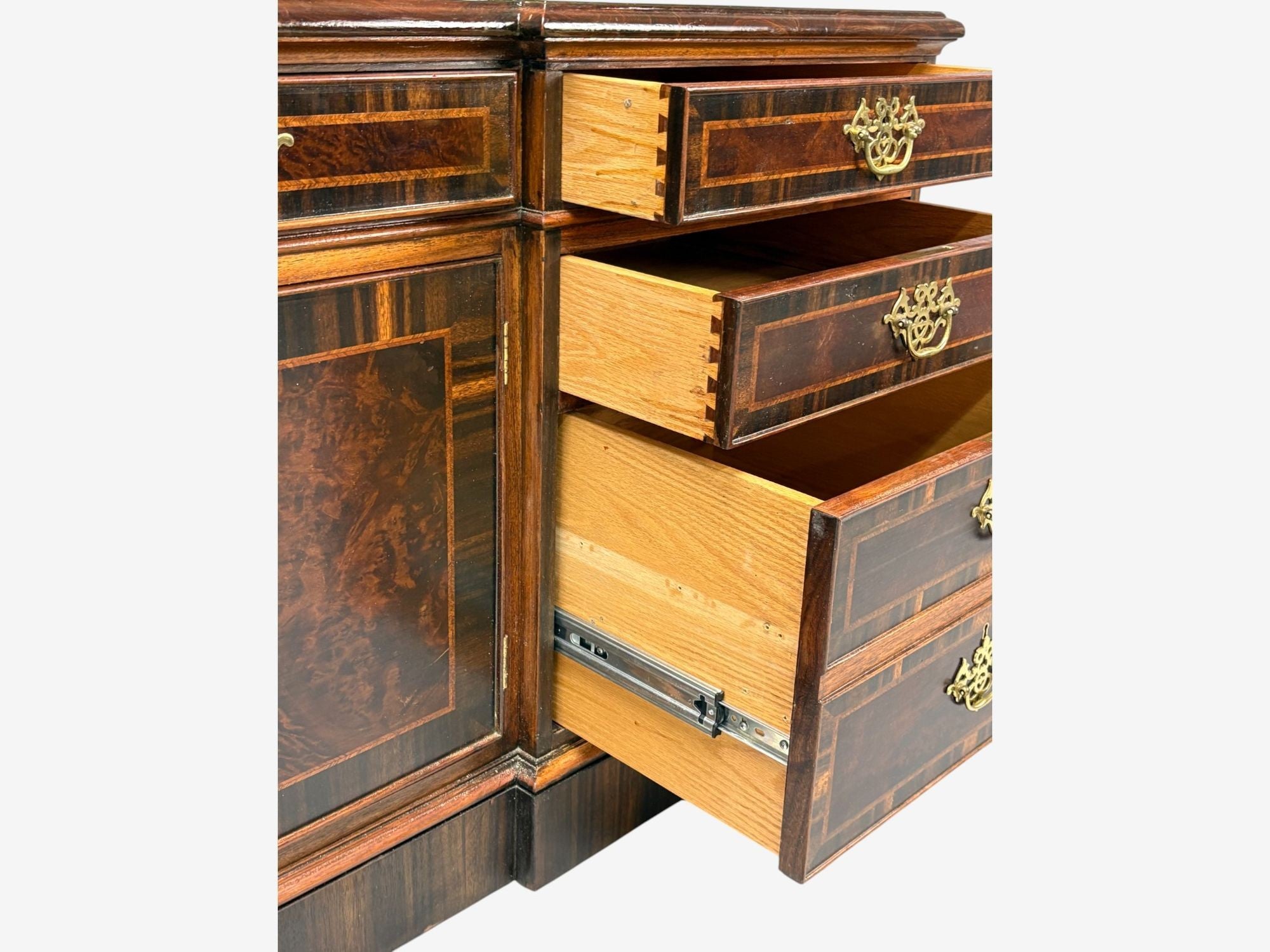 Georgian, Circassian Walnut, Burlwood, Brass, Sideboard, USA, 1980s