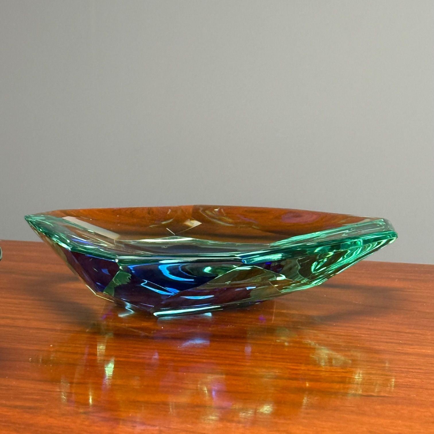 Max Ingrand, Fontana Arte, Mid-Century Modern, Ashtray, Cut Crystal, 1960s