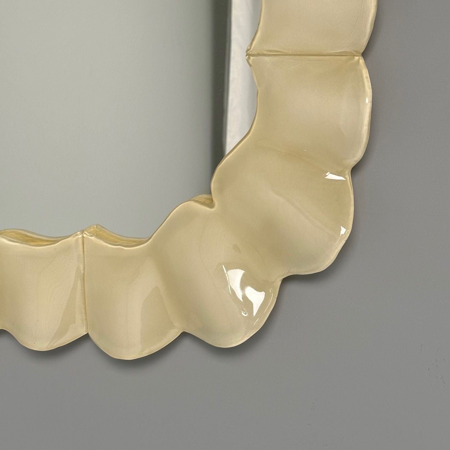 Modern Ruffle Wall Mirrors, White Murano Glass, Brass, Italy, 21st c.