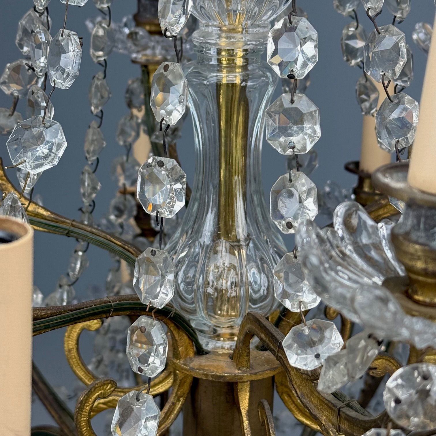 19th Century Thirty-Light Crystal and Brass Column Form Chandelier, Baccarat