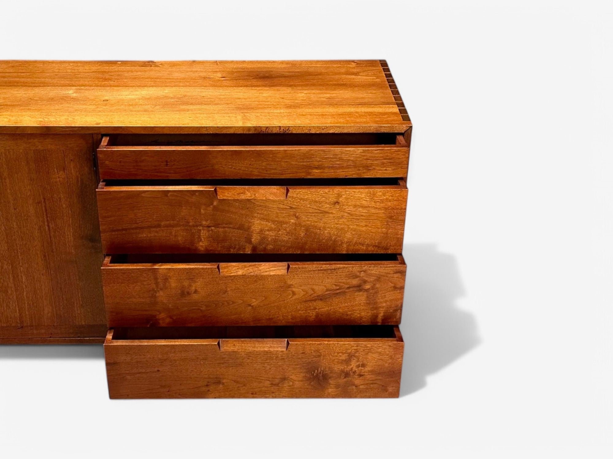 George Nakashima, Mid-Century Modern, American Walnut, Rare Dresser, USA, 1953