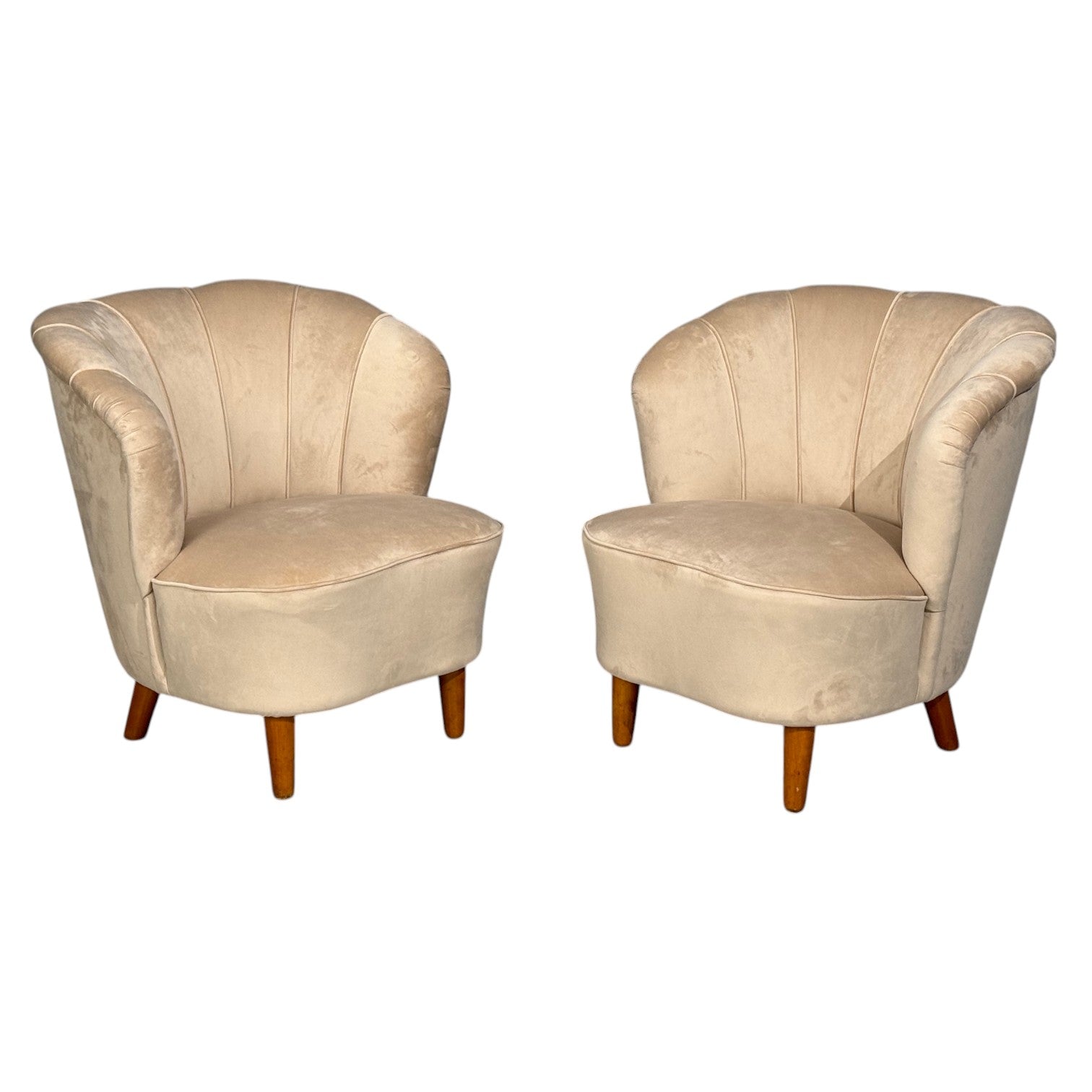 Asko, Finnish Modern, Lounge Chairs, Beige Velvet, Beech, Finland, 1950s