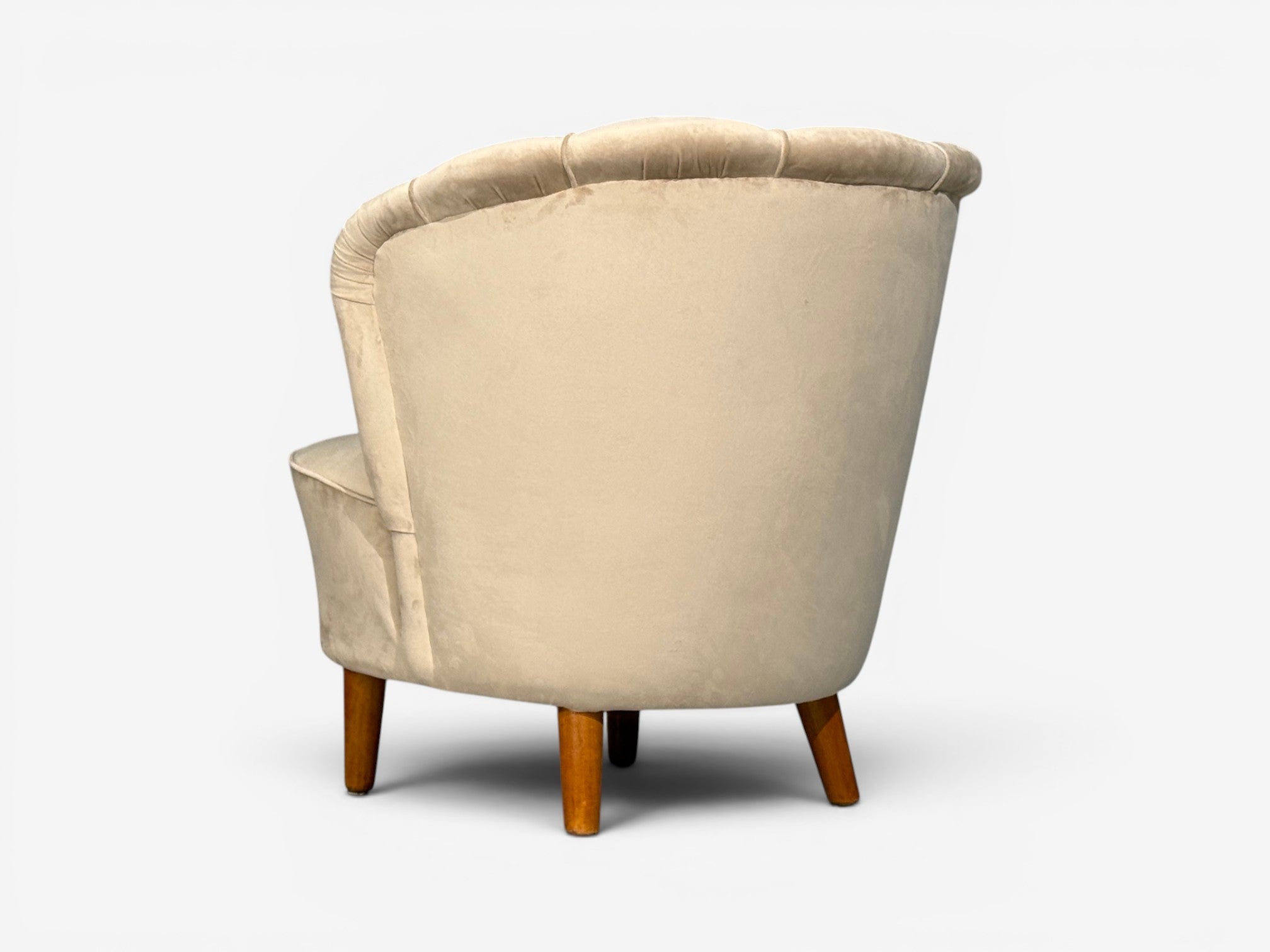 Asko, Finnish Modern, Lounge Chairs, Beige Velvet, Beech, Finland, 1950s